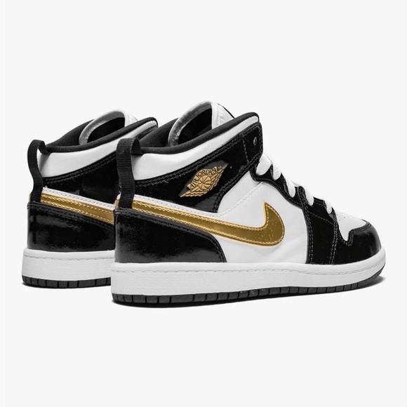 Air Jordan 1 Mid SE Black / Metallic Gold - White - Little Kid size 11 - Picture 2 of 9